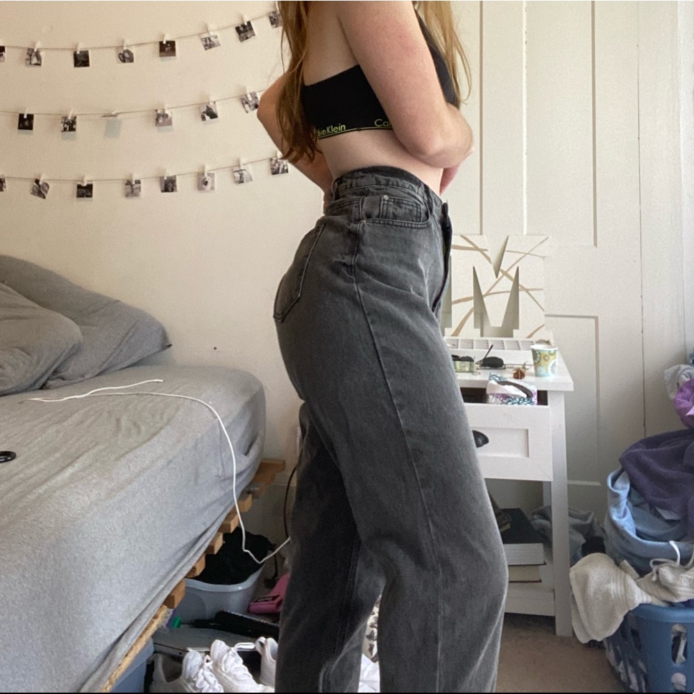 Petite riot high rise mom jeans
